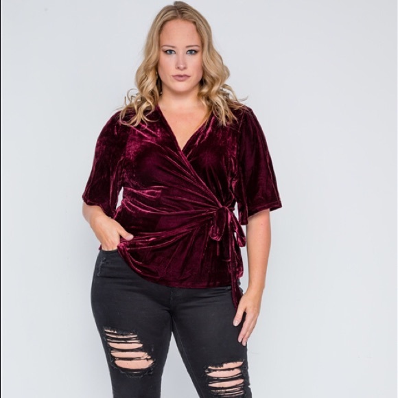 Boujee Boutique Tops - Cora Curvy Fit, Tie Me Velvet